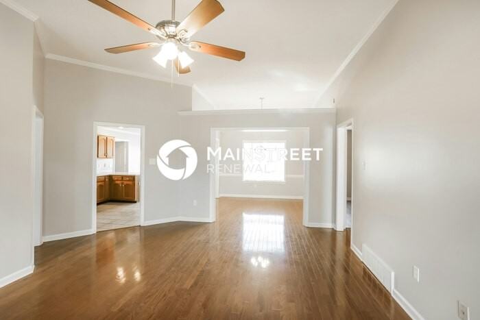 9950 Southbend Dr N - Photo 3 of 16