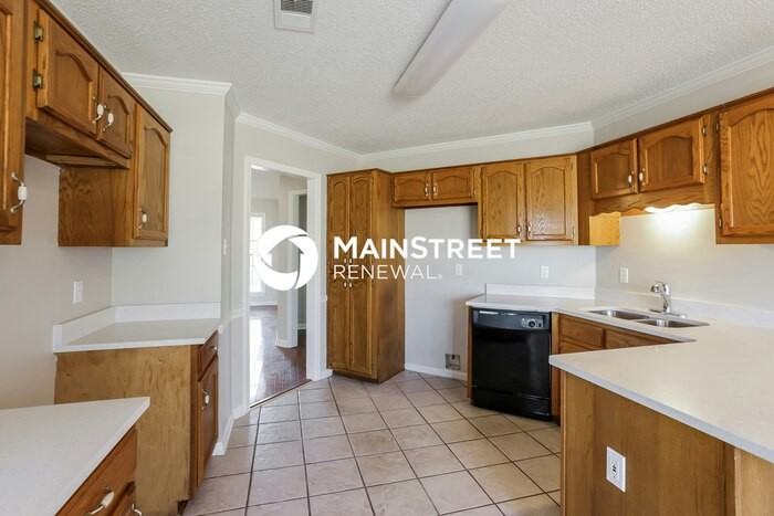 9950 Southbend Dr N - Photo 6 of 16