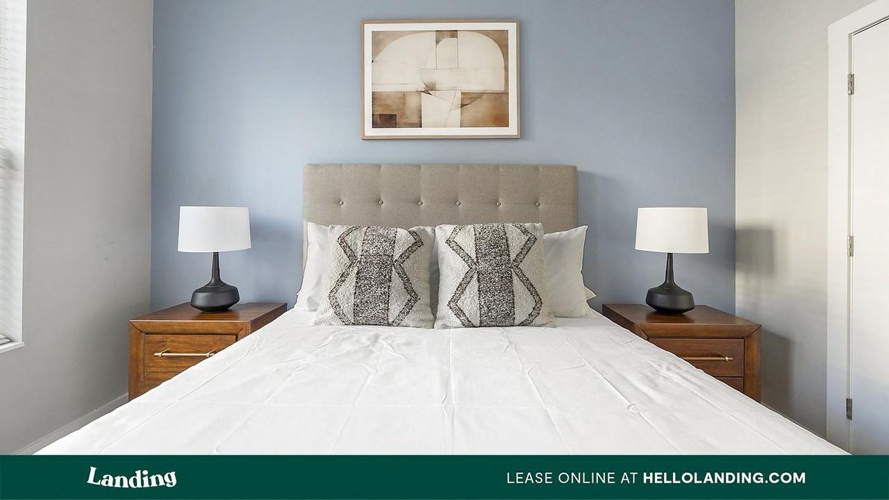 15401 Chenal Pkwy - Photo 3 of 50