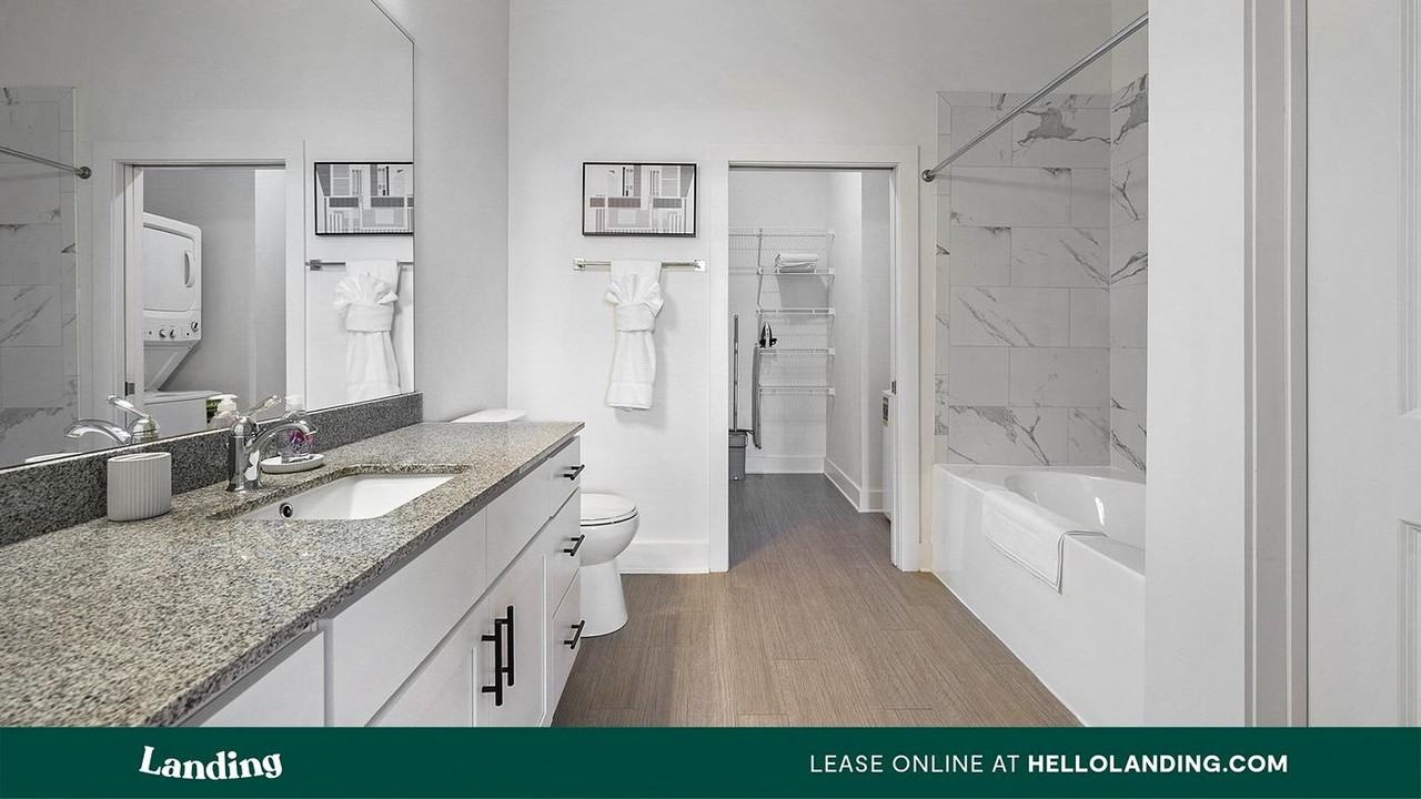 15401 Chenal Pkwy - Photo 5 of 50