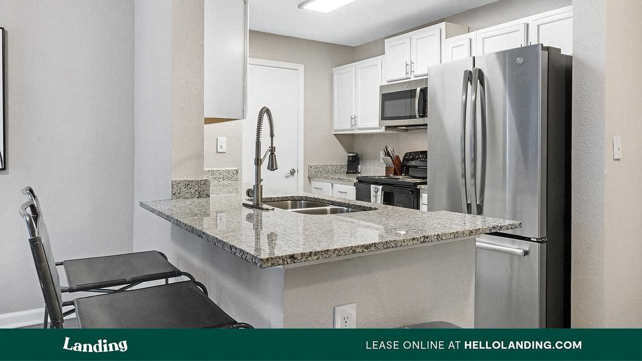 901 Colorado Blvd. - Photo 7 of 30