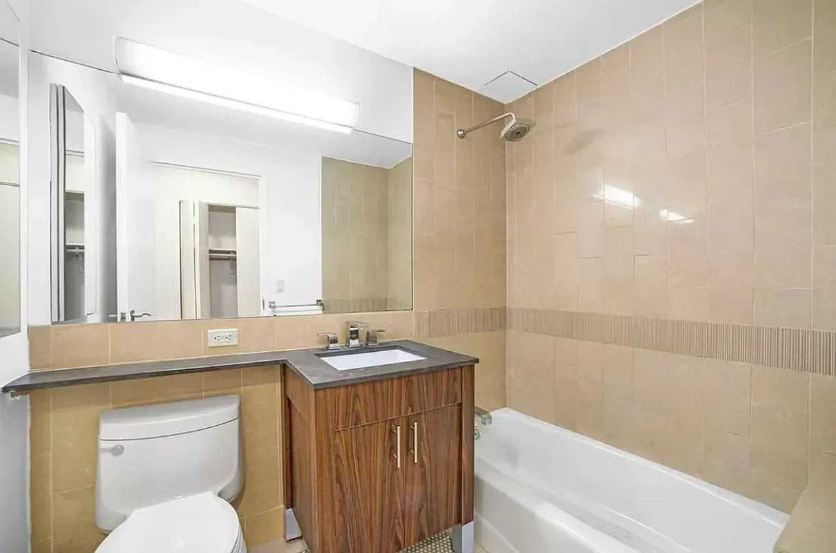 30 W 18th St #6A - Photo 5 of 5