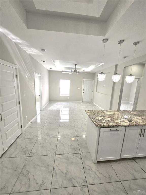 1018 N Woodson Ave Apt 4 #4 - Photo 5 of 14