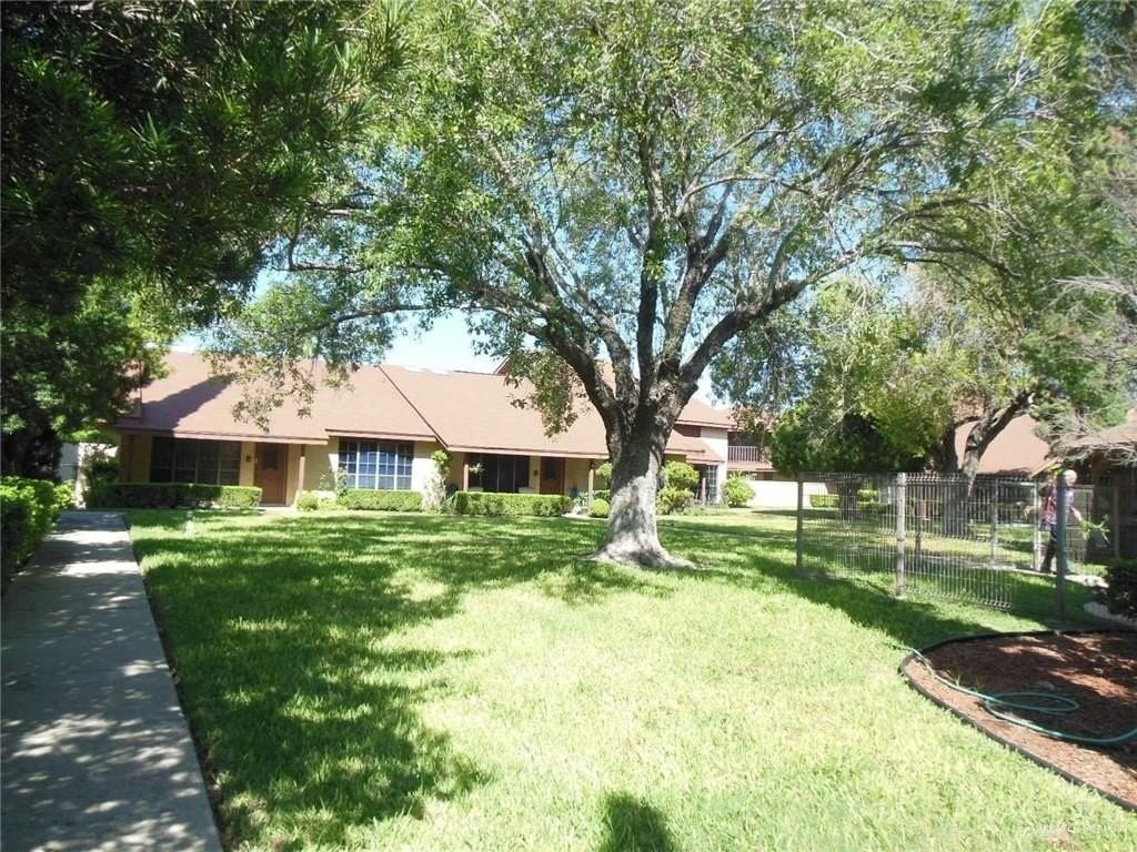 901 E Dallas Ave Apt 16 #16 - Photo 4 of 17