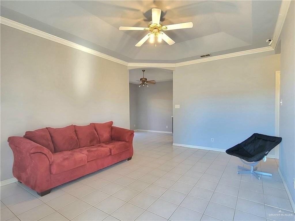 1912 N Opal St - Photo 3 of 21