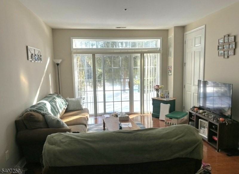 95 Limerick Ln - Photo 2 of 10