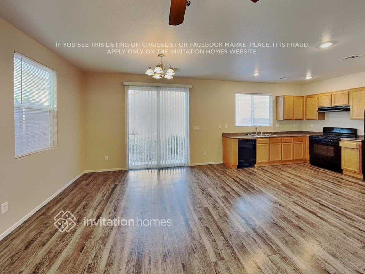 9334 Shawnee Mission Ave - Photo 6 of 19