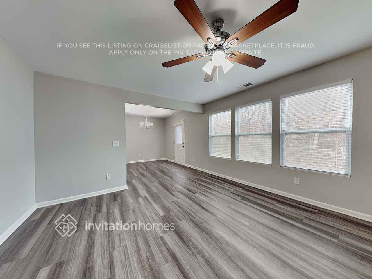 6121 Fazenda Dr - Photo 5 of 19