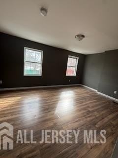 110 Roebling Ave - Photo 7 of 25