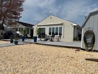 3407 Bergen Ave - Photo 3 of 21