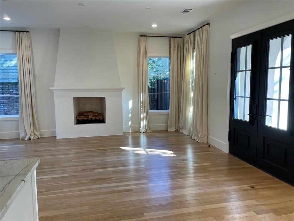 4544 Westway Ave - Photo 6 of 17