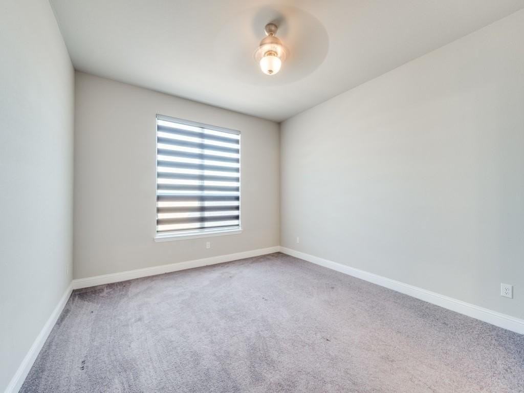 1922 Renwick Dr - Photo 7 of 14