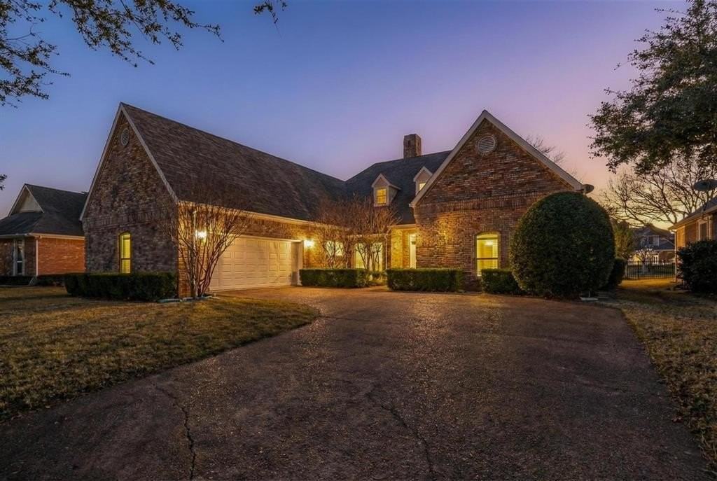 2648 Brookside Dr - Photo 2 of 35