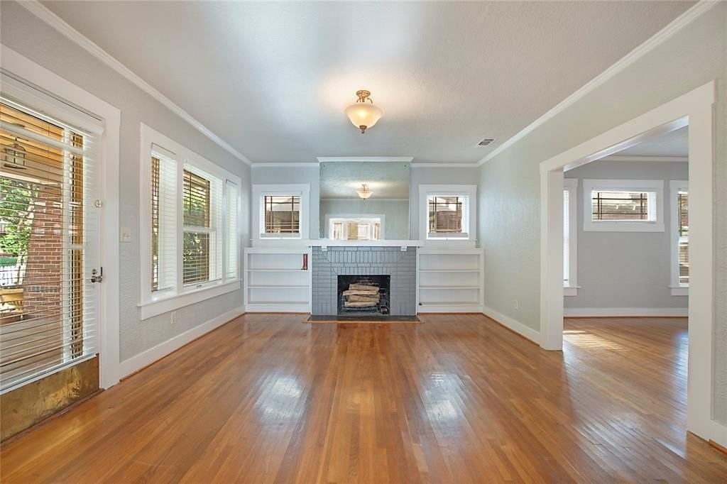 2222 Harrison Ave - Photo 6 of 30