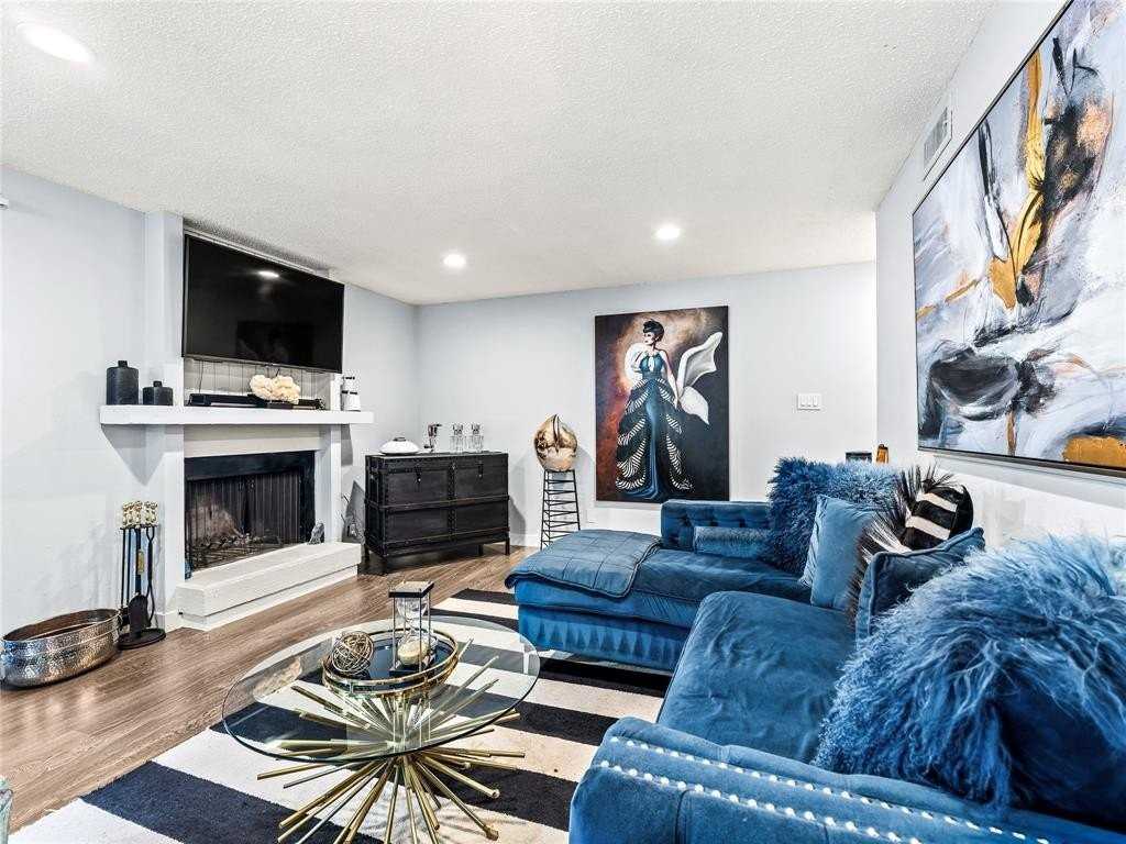 5132 Amesbury Dr #105 - Photo 2 of 22