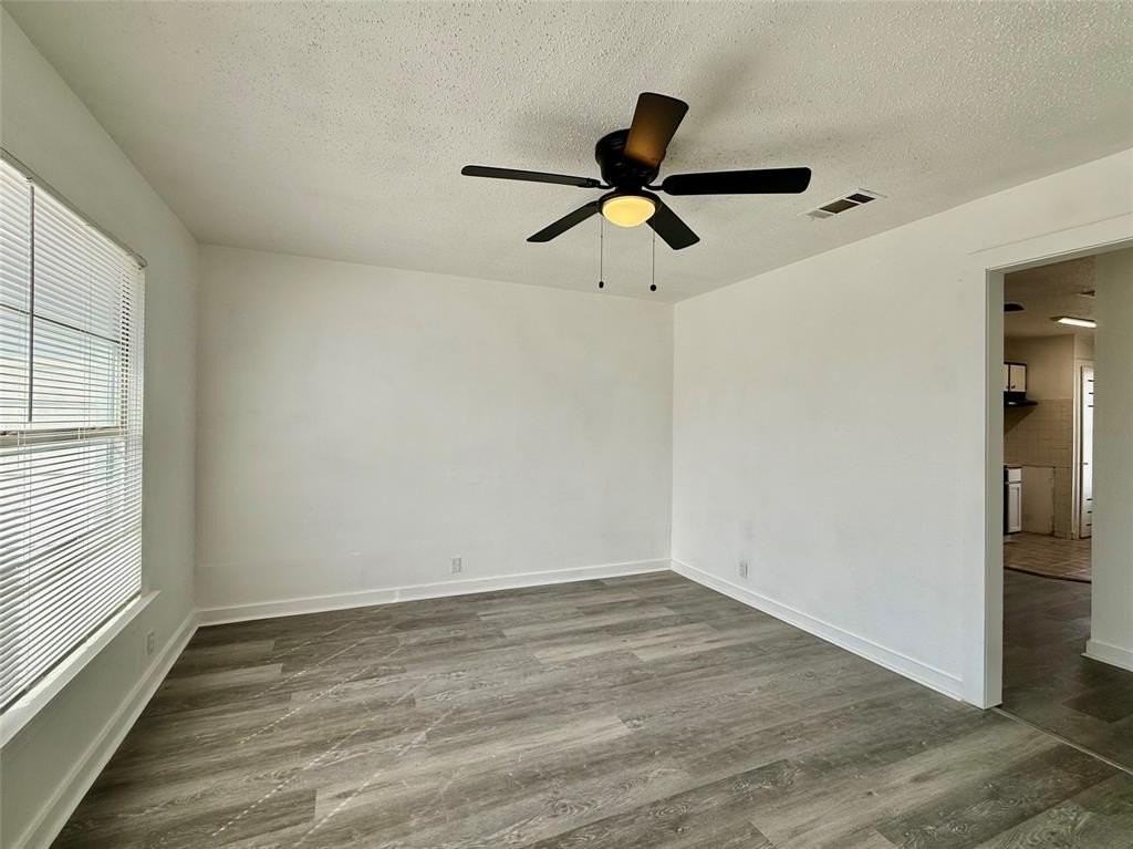 1509 Se 18th St - Photo 3 of 19