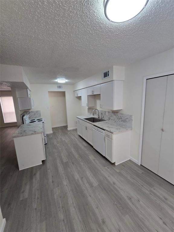 1402 Frio Ln - Photo 3 of 11