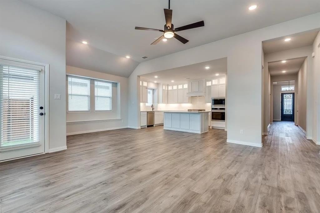 6209 White Creek Dr - Photo 2 of 18