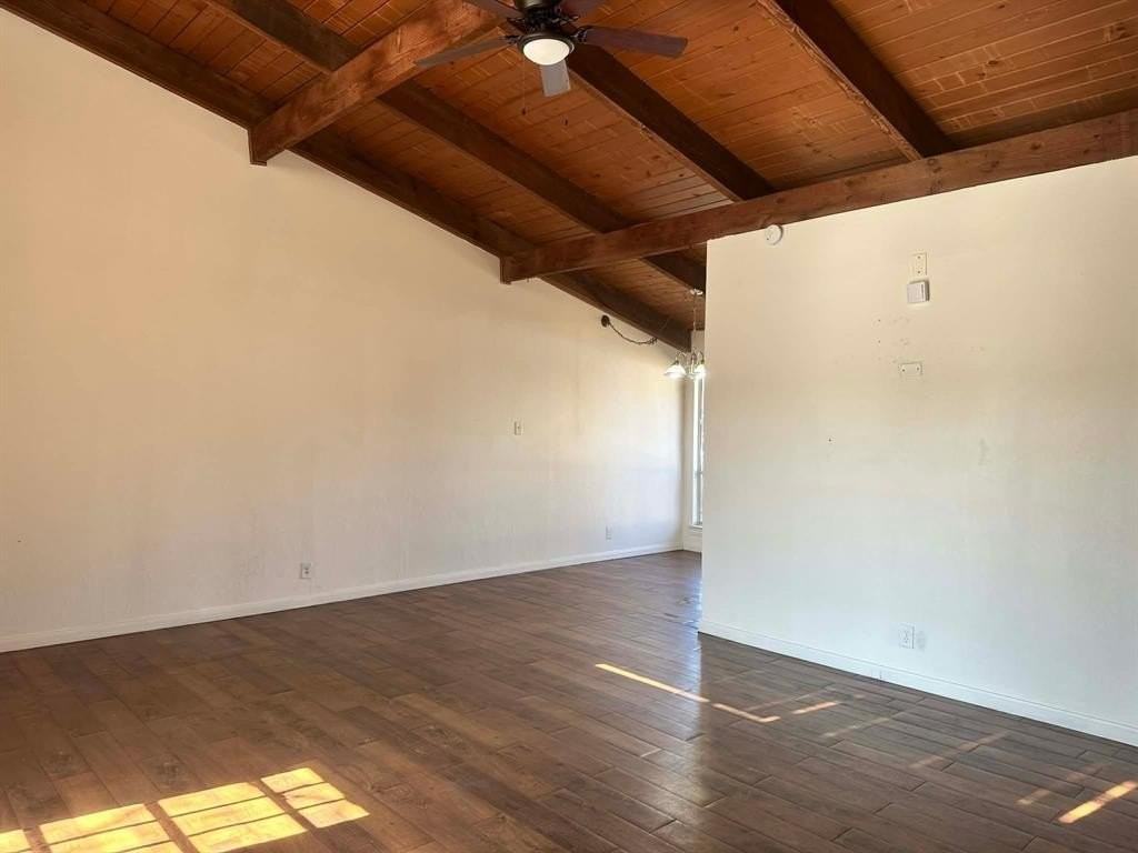 2454 Whit Dr - Photo 7 of 15