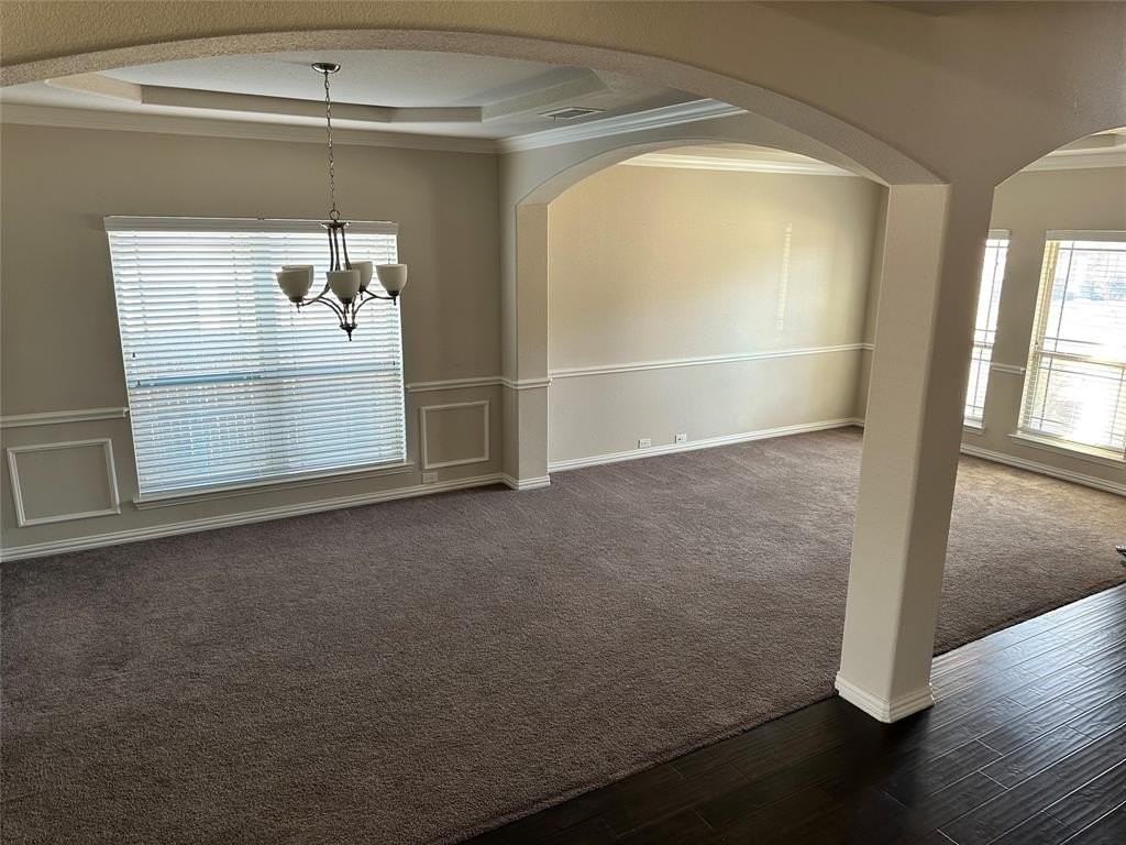 912 Foxtail Dr - Photo 5 of 20