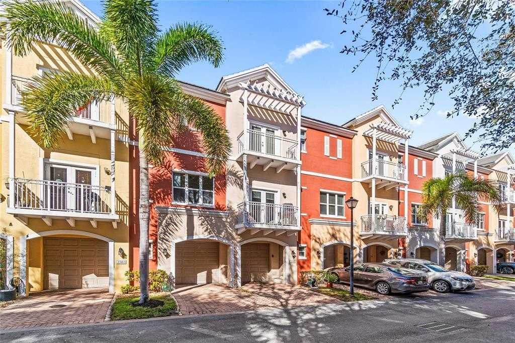 2381 Vintage Dr - Photo 3 of 29