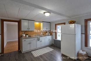 302 Turner St #2R - Photo 1 of 1