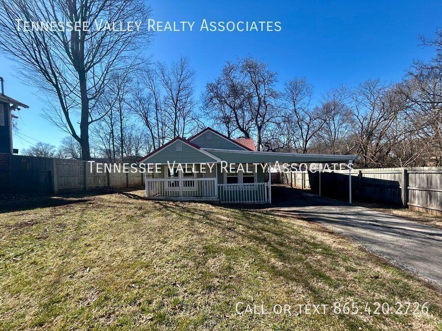 2321 Bradford St - Photo 3 of 22