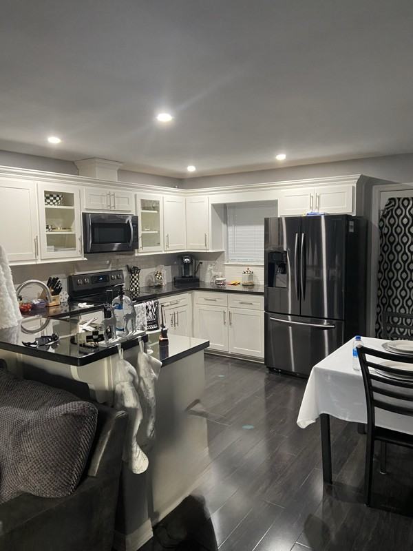 2008 N Cummings Ave - Photo 2 of 9