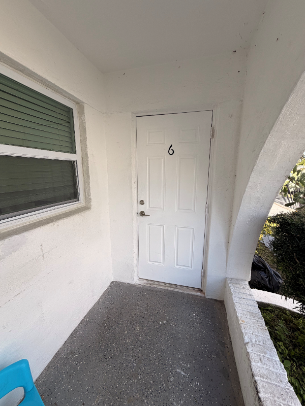 11050 Biscayne Blvd #6 - Photo 3 of 8