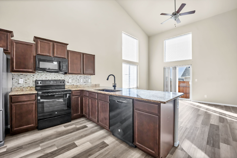 11385 Mt Angel Hts - Photo 4 of 14