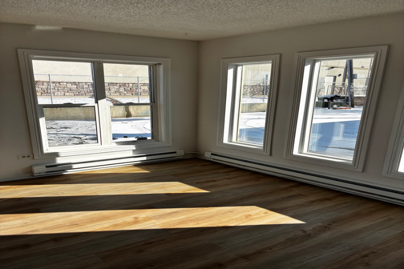 277 14th St Se - Photo 5 of 12