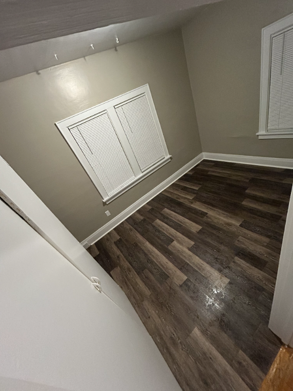 3238 Ridgeway Ave - Photo 2 of 11