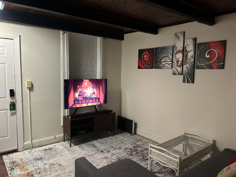 107 N Port St - Photo 2 of 15