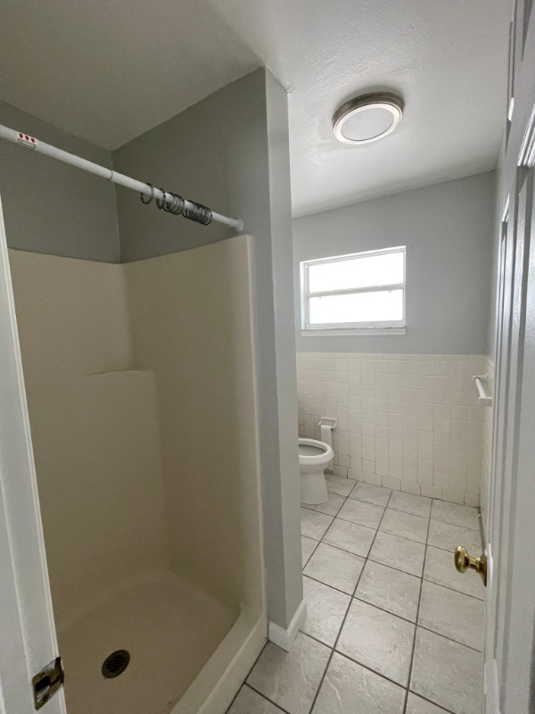 1100 Neptune Dr #1124 - Photo 3 of 8