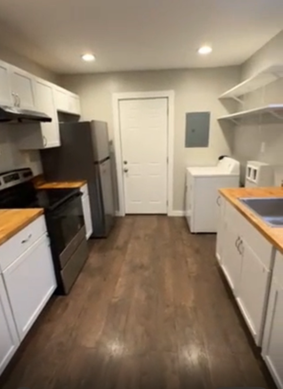 820 S Hackley St - Photo 3 of 7