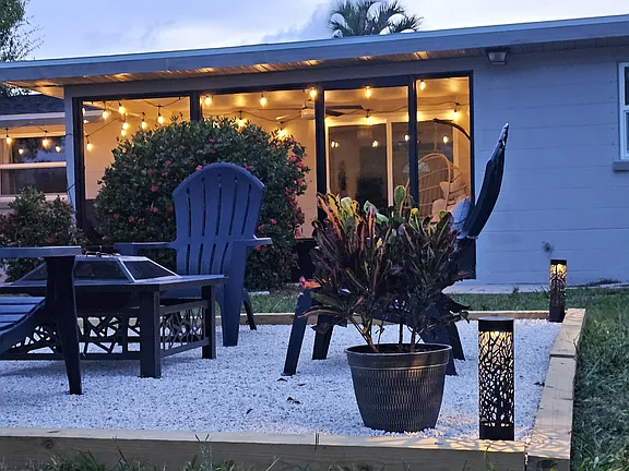 1625 Meadowlark Ln - Photo 5 of 20