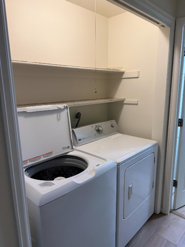 5868 Newcombe Ct - Photo 6 of 20