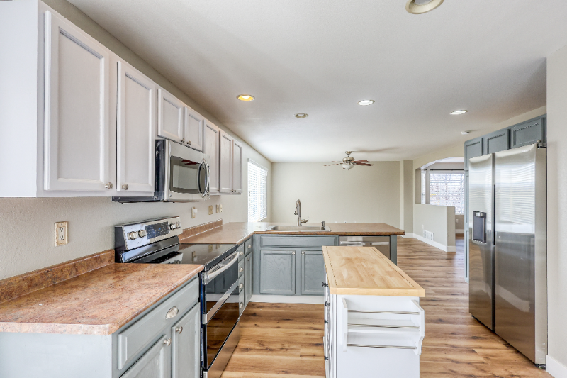 6645 Fonder Dr - Photo 7 of 20