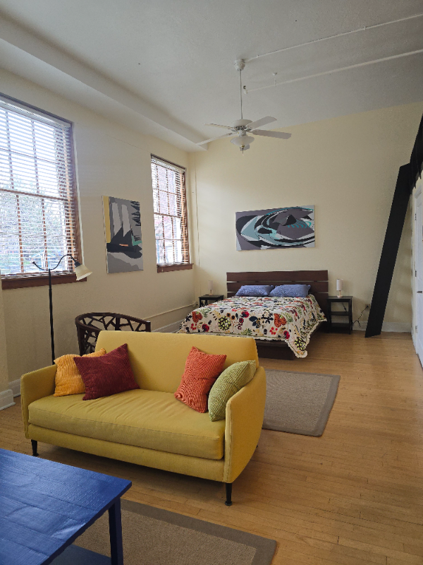 100 Broadway Blvd Ne #105 - Photo 3 of 10