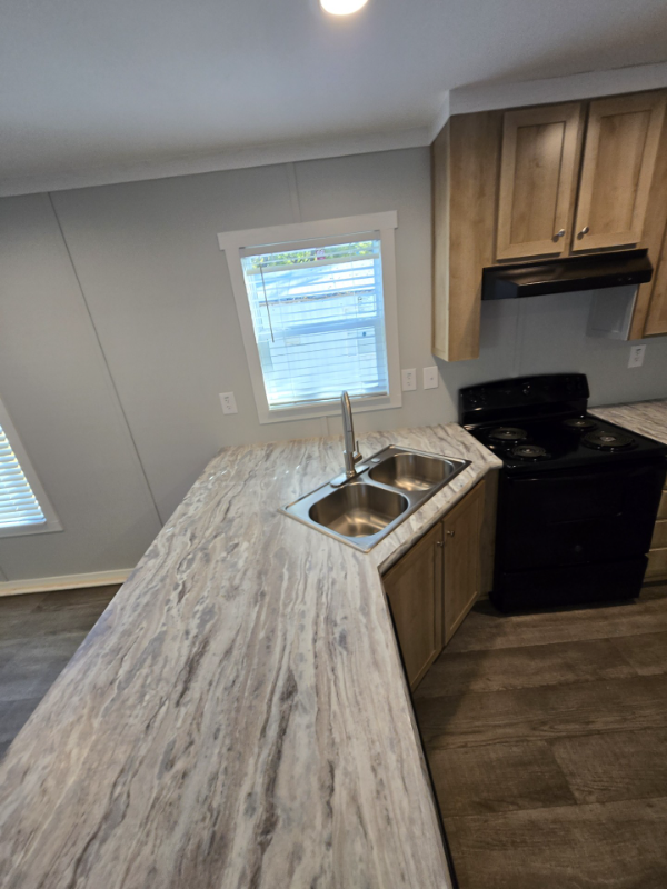 3000 S 9th Ave #10 - Photo 3 of 12