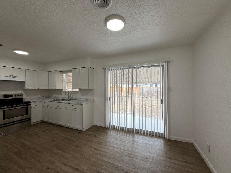 4410 Moana Dr - Photo 7 of 18