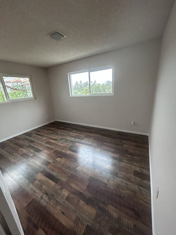 730 Lonsdale Ln - Photo 5 of 13