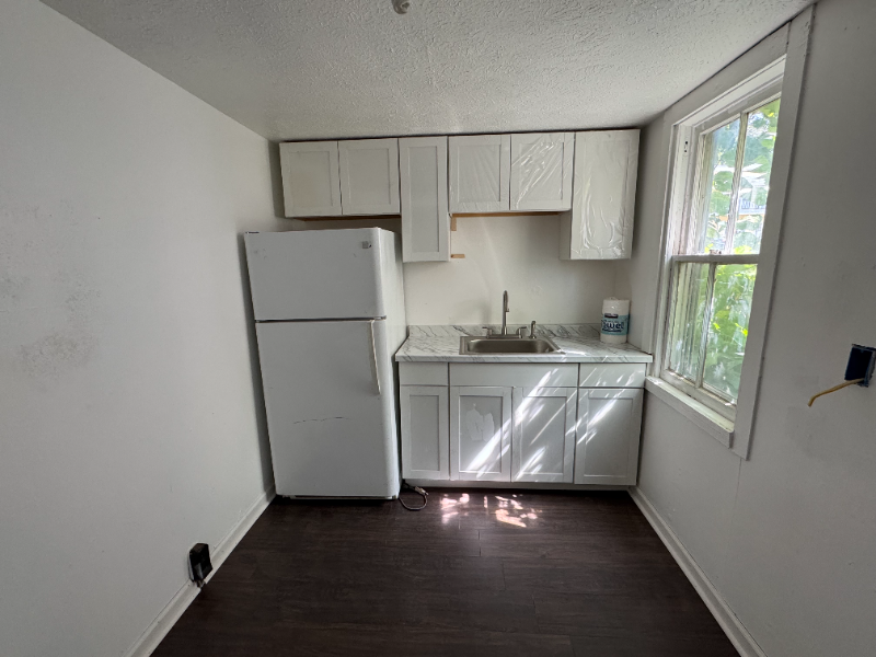 75 W Main St #5 - Photo 5 of 5