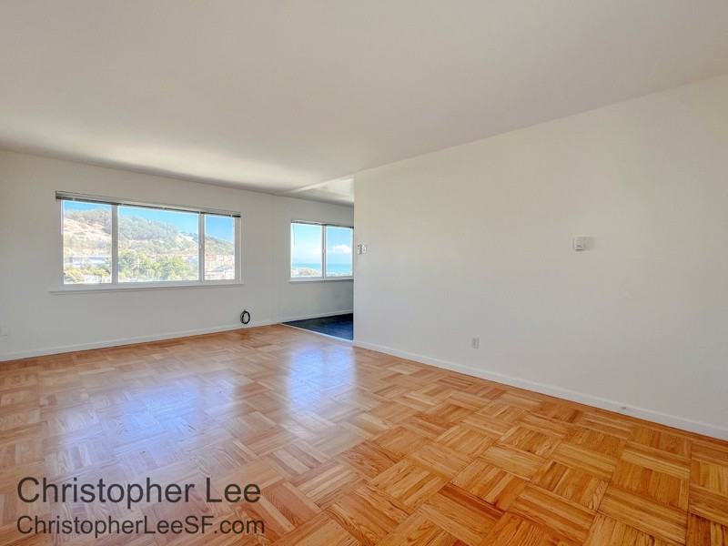 331 Campbell Ave - Photo 3 of 9