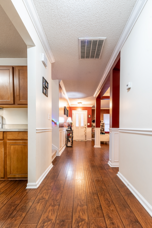 5148 Torrey Ln - Photo 4 of 14