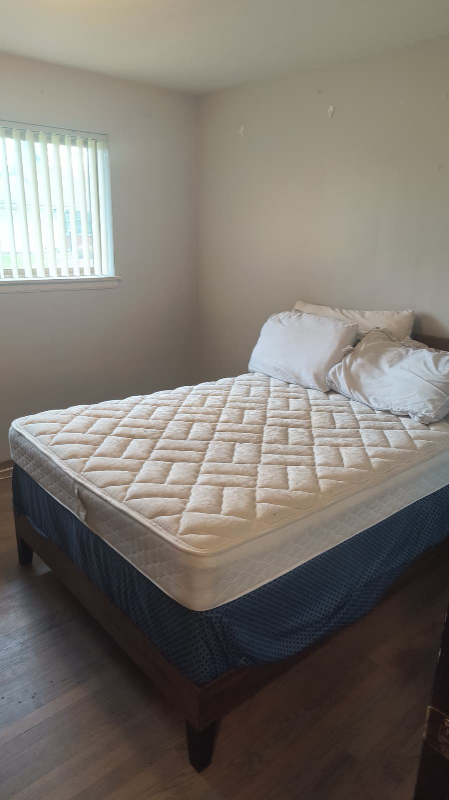 3414 Ne 11th Pl - Photo 2 of 4