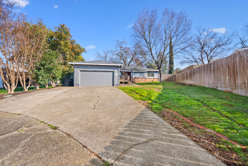 6339 New Salem Ct - Photo 5 of 20