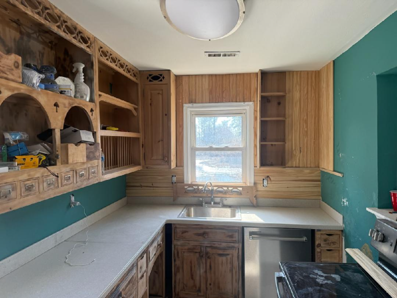 1732 Rockwood Dr - Photo 6 of 9