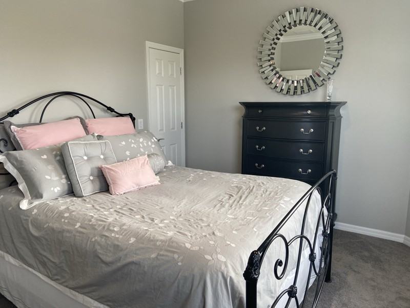 823 Se Villandry Way - Photo 2 of 7