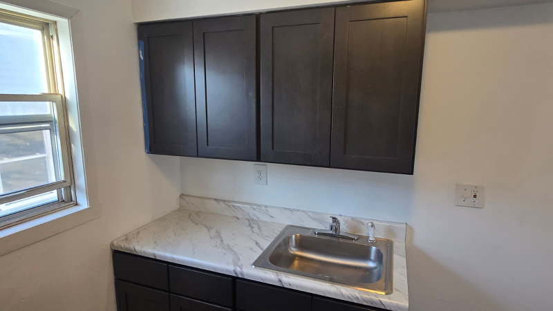 384 S 6th St #2A - Photo 3 of 11